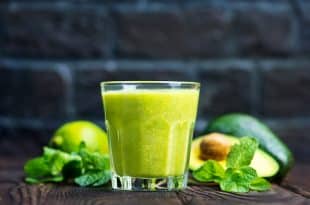 Avocado-Smoothie ohne Zucker